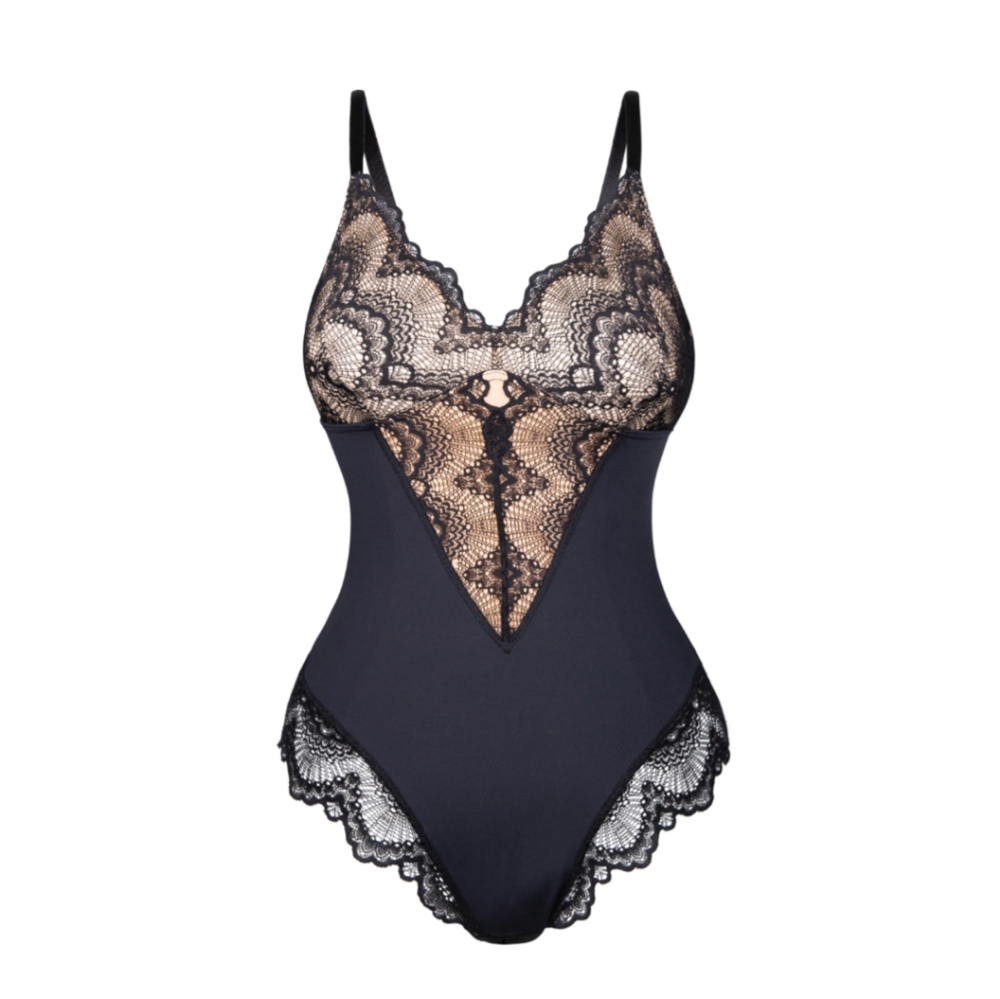 NWT Pinsy Lace Bodysuit